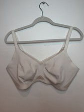 Honeylove Crossover Wireless Smoothing Seamless Bra Size L 38B/C White