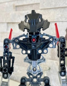 Bionicle Mistika Set of : 8688, 8689, 8690, 8694, 8695, 8696 + Manual & Canister