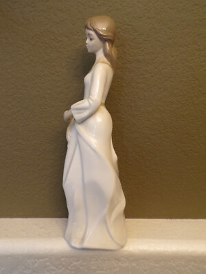 Diana Hand Made In Spain 13” Tall Porcelain Elegant Lady Figurine