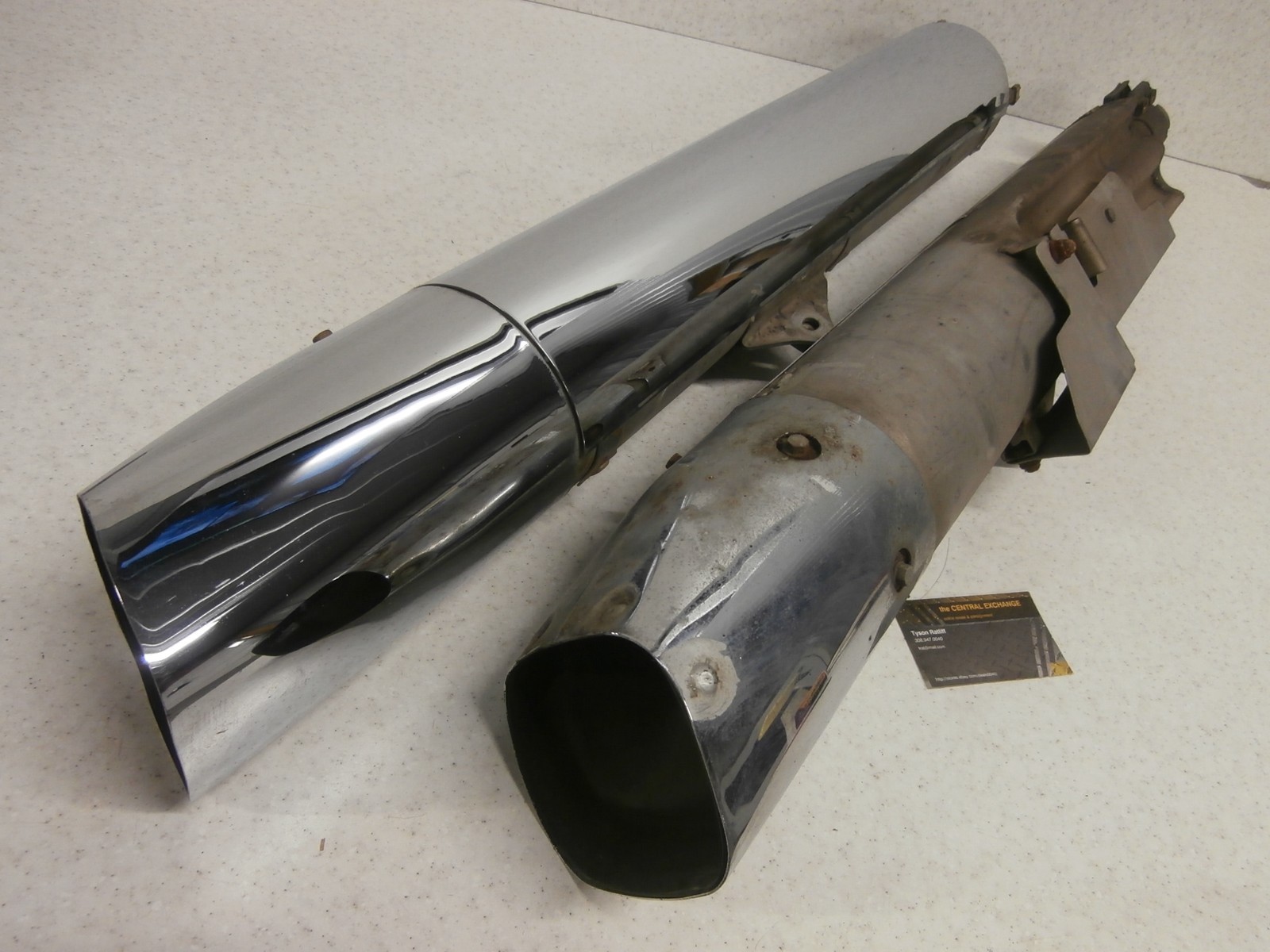 0216 Honda GL1800 Goldwing 1800 Genuine Exhaust Muffler Canister Pipe