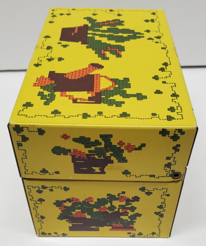 Vintage Syndicate Mfg Co Metal Tin Recipe Box Yellow Cactus W/ Cards & Coupons - Picture 8 of 9