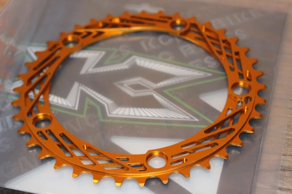 Plato de bicicleta de carretera CNCNC Cobweb 5 pernos 130 BCD 39T anodizado dorado Foto 3 de 3