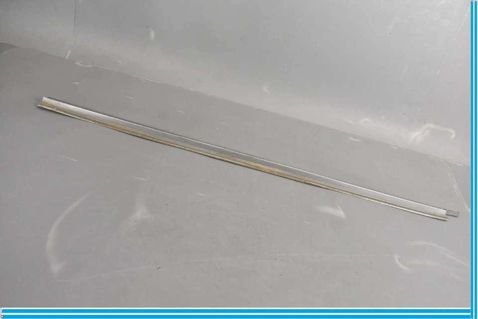 86-91 Jaguar XJS moldura de janela de porta externa traseira esquerda inferior fabricante de equipamento original - Imagem 3 de 4