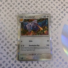 Pokémon TCG Aerodactyl Scarlet Violet 151 Holo Card 142/165