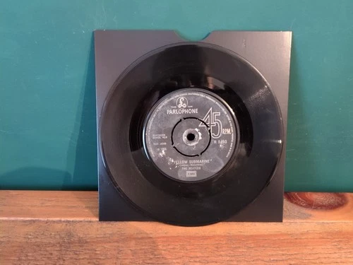The Beatles Yellow Submarine / Eleanor Rigby 7'' Vinyl Record Parlophone R 5493