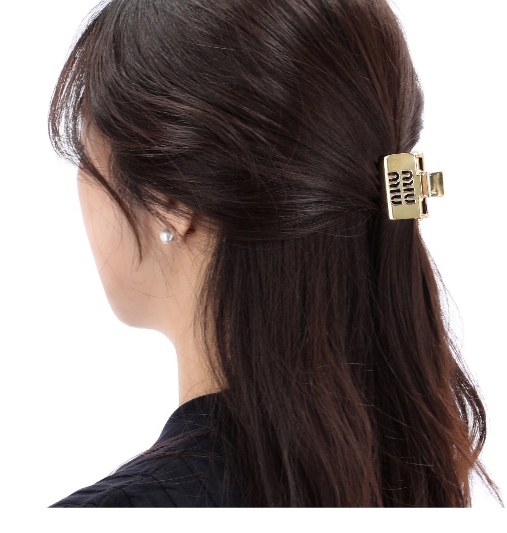 Miu Miu Metal Logo Claw Hair Clip 25SS 132923856 | eBay
