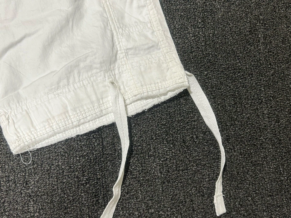 Pantalones Cortos BITTEN Sarah Jessica Parker Para Mujer’s 2 Blancos Informales Nuevos con Etiquetas NUEVO Foto 3 de 4