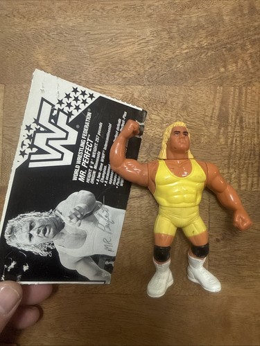 WWF Hasbro Mr Perfect Series 3 Wrestling Figure Vi...