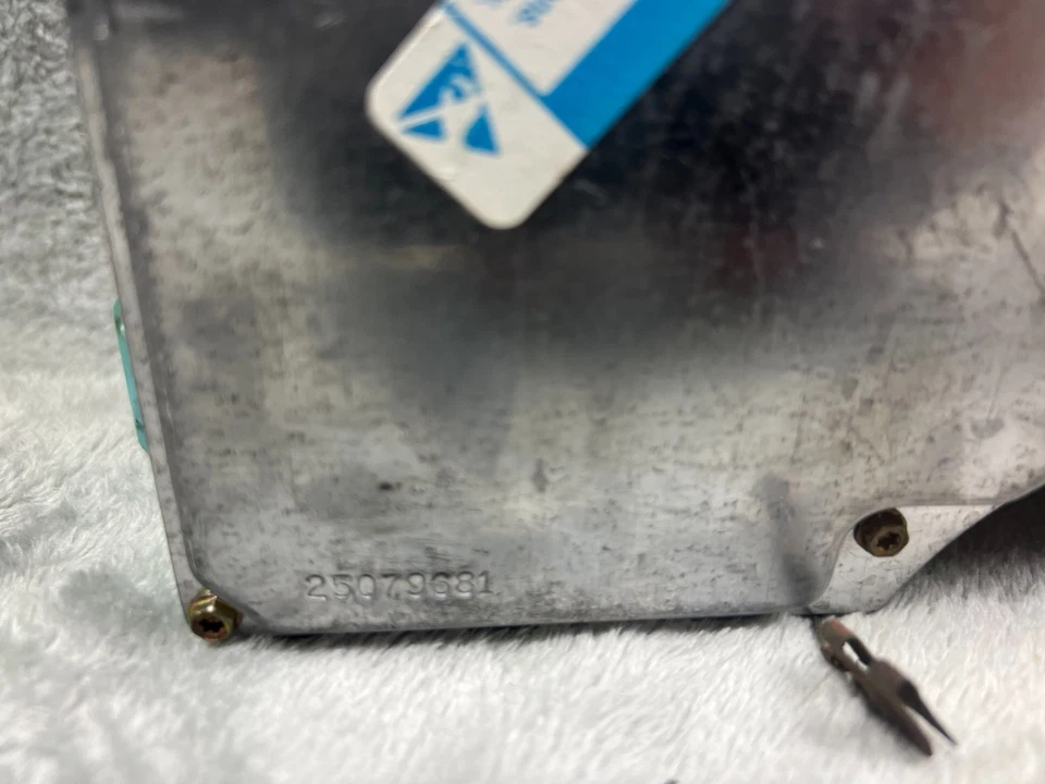 1988-1994 Chevy C1500 C2500 GMC Chevrolet Instrument Cluster Gauge OEM - Image 2 of 4