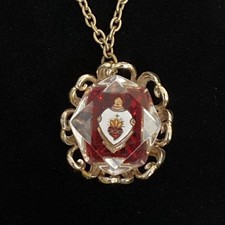 Vtg Lucite Catholic Pendant Necklace Sacred Heart Jesus Goldtone Open Metal 1"