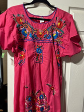 Handmade Women&rsquo;s Pink Mexican Embroidered Floral Cotton Woven Dress sizes-M