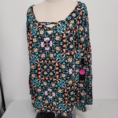 NEW Size XL a.n.a. Long Sleeve Criss Cross Neckline Brandi Floral Top Blouse NWT