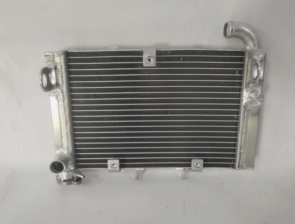 NUEVO radiador de aluminio de refrigeración por agua del motor para Honda Magna 750 VF750C 1994-2003 Foto 4 de 4