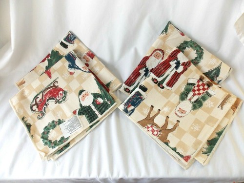 Cloth Christmas Napkins Set of 4 Santa Claus Reindeer Holiday 17" - 2 have Flaws - Picture 4 of 12