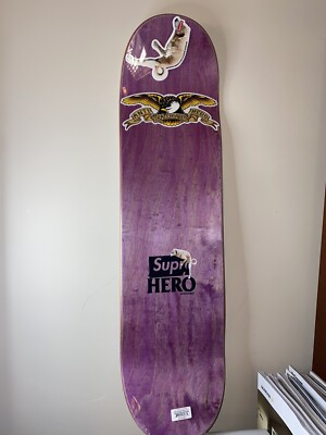 SUPREME ANTIHERO DOG SKATEBOARD DECK WHITE BLUE PURPLE SS22 SUPREME ANTIHERO DOG SKATEBOARD DECK WHITE BLUE PURPLE SS22