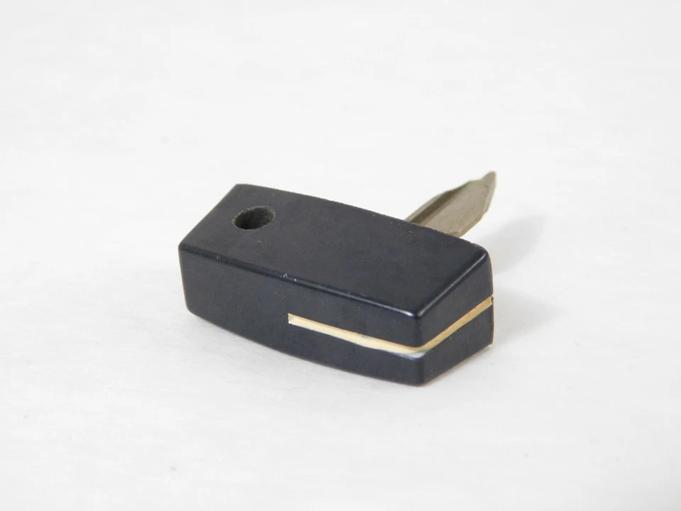 Llave de encendido 1 NOS 1967-1969 Kawasaki C2 C2SS C2TR Roadrunner 120 precortada # 271 Foto 2 de 3