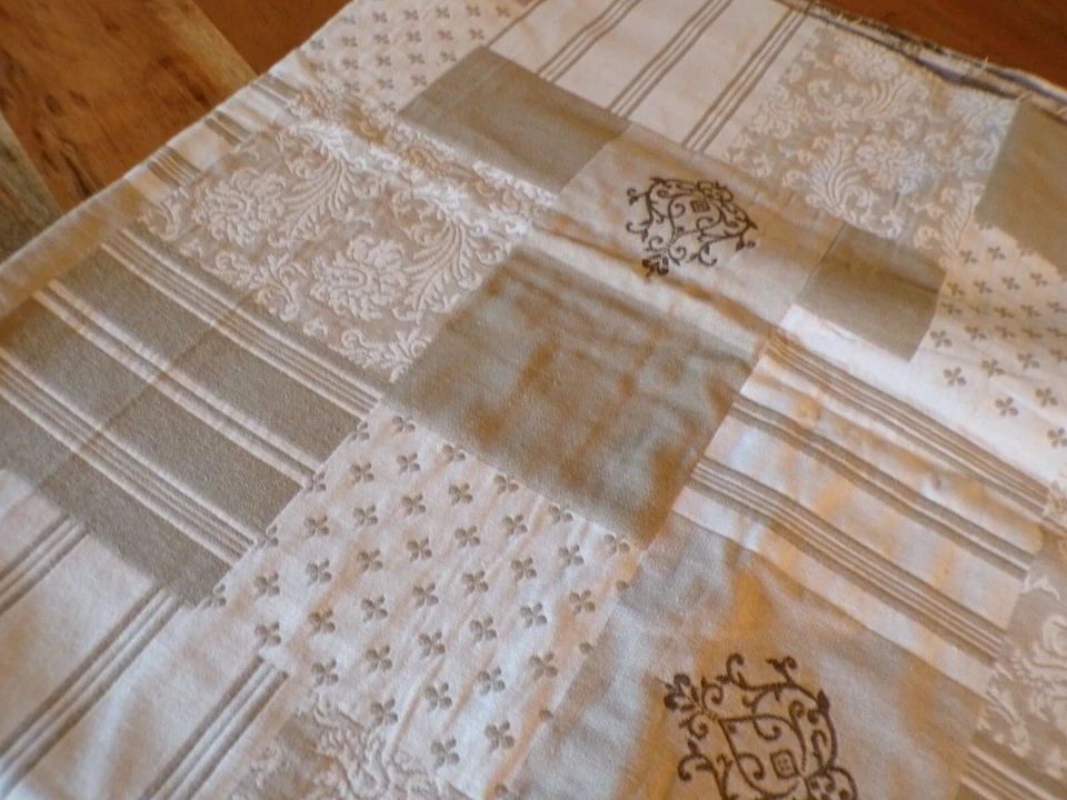 1 pièce de tissu ameublement style patchwork   beige - Photo 3/4