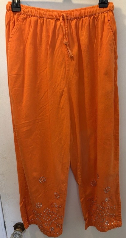 Vintage Sacred Threads Medium Orange Embellished capri Pants 26-153