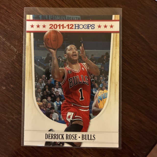 2010-11 Panini Classics - 2011-12 Nba Hoops Previews Derrick Rose #12