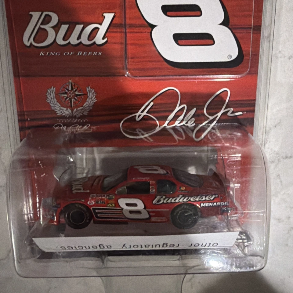 Dale Earnhardt Jr. 2007 #8 Menards Chevy Monte Carlo SS 1/64 Busch Series ¡RARO! Foto 4 de 4