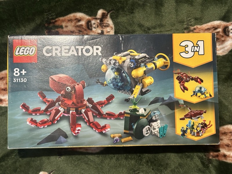 LEGO Creator 3-in-1 Sunken Treasure Mission Set 31130 Discontinued Brand New