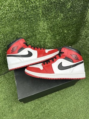 Jordan 1 size 7.5 Men main image 2