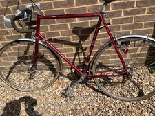 Red Raleigh Clubman Touring bicycle Reynolds Tubing