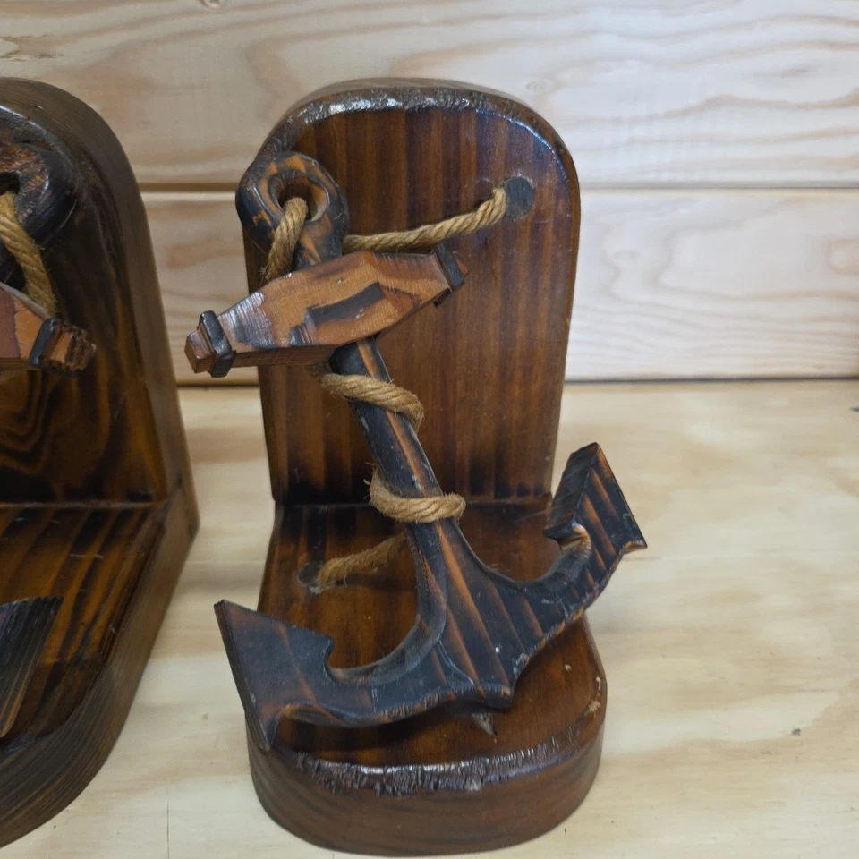 Anclas náuticas vintage con extremos de libro talladas a mano 1978 Lincoln City Oregon firmadas  Foto 4 de 4