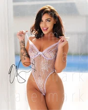 Emily Rinaudo signed sexy photo 8X10 poster picture autograph RP