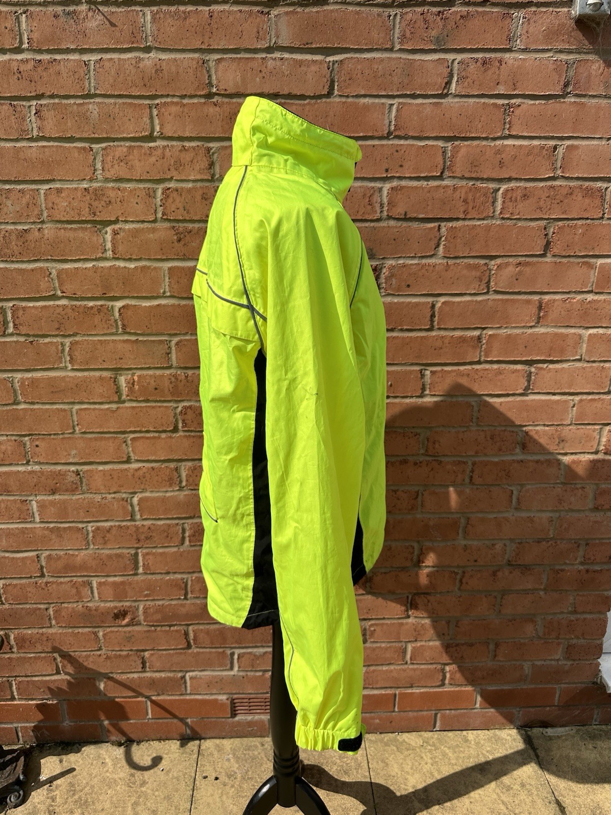 Mountain Warehouse Active Fluorescent Jacket Size… - image 3