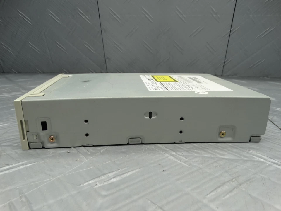 NEC CDR-1901A Internal Desktop IDE CD-ROM Optical Drive AUX Port Volume Control - Image 2 of 4