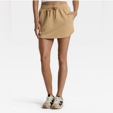 All in Motion Women’s Airy Sleek Skort Tan Color Size XL