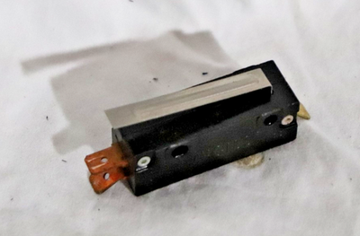308-1166 Cummins Onan Snap Action Lever Switch Microswitch 308