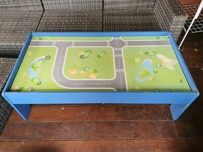 gumtree train table