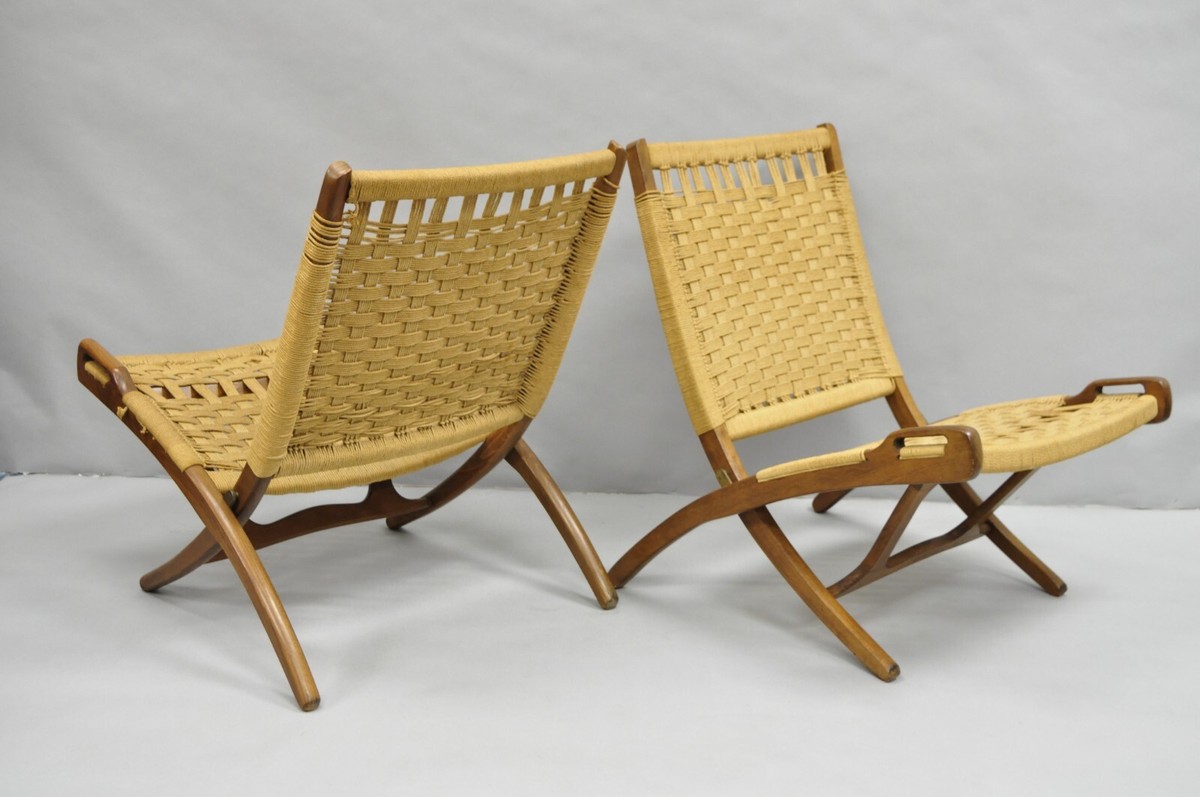 Vintage Mid Century Modern Woven Rope Wooden Folding Lounge