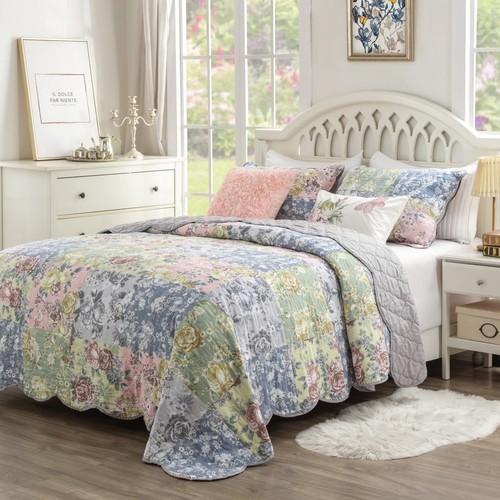 Greenland Home Emma Vintage Style Quilt Set, 3-Piece Full/Queen, Gray - Picture 3 of 7