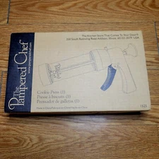 Pampered Chef Cookie Press Trigger Gun 1525 16 Disks New Open Box 