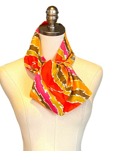 Three Vintage Scarves Silk Hand Rolled Japan - Picture 5 of 13