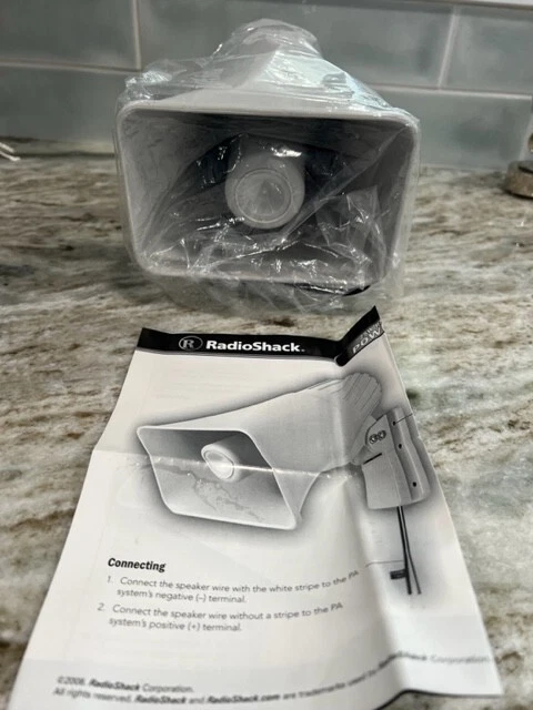 Radio Shack 25W RMS/50W Max Powerhorn NEW In Box - Изображение 2 из 4