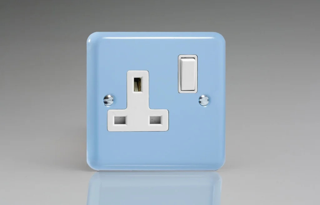 13A Socket Blue 2 Pole Lily Duck Egg + White Insert Varilight XY4W.DB