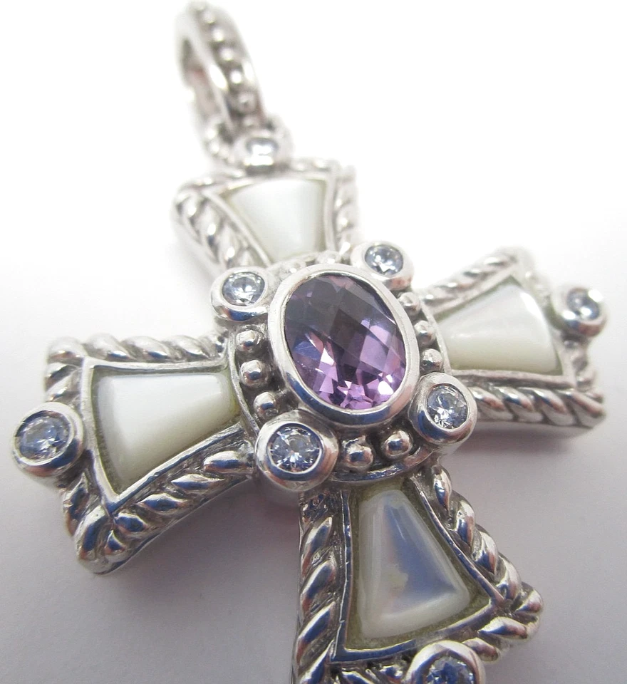 Colgante Judith Ripka Plata de Ley Cruz Madreperla y Amatista COMO NUEVO Foto 2 de 4