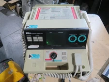 Zoll PD-1200 Patient Monitor PD1200 WITH PADDLES