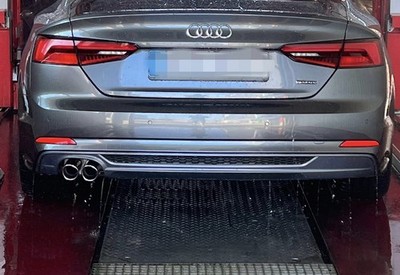 Audi A5 Sportback B9 2017 S-Line Heckdiffusor / Diffusor  gebraucht Originalteil