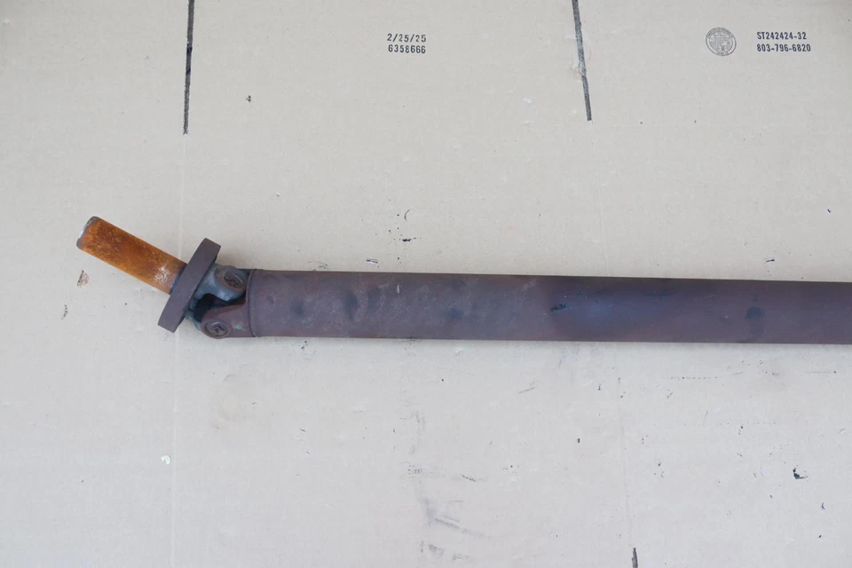 2007-2014 凯迪拉克 ESCALADE 4X2 6.2L 后传动卡丹轴 原始设备制造商 — 第 3/4 张图片