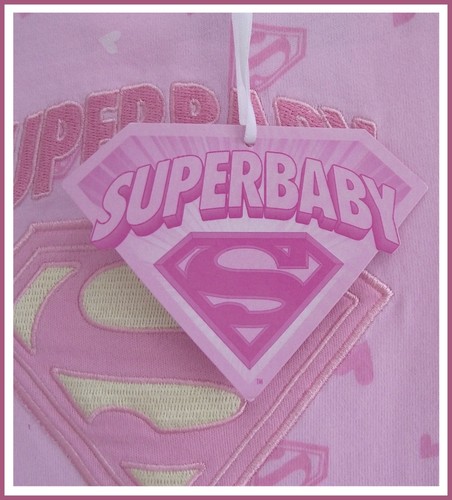 Baby Girls DC Comics Superbaby Sleepsuit With Cape Pink Character 6-9 Months NEW - Picture 8 of 10