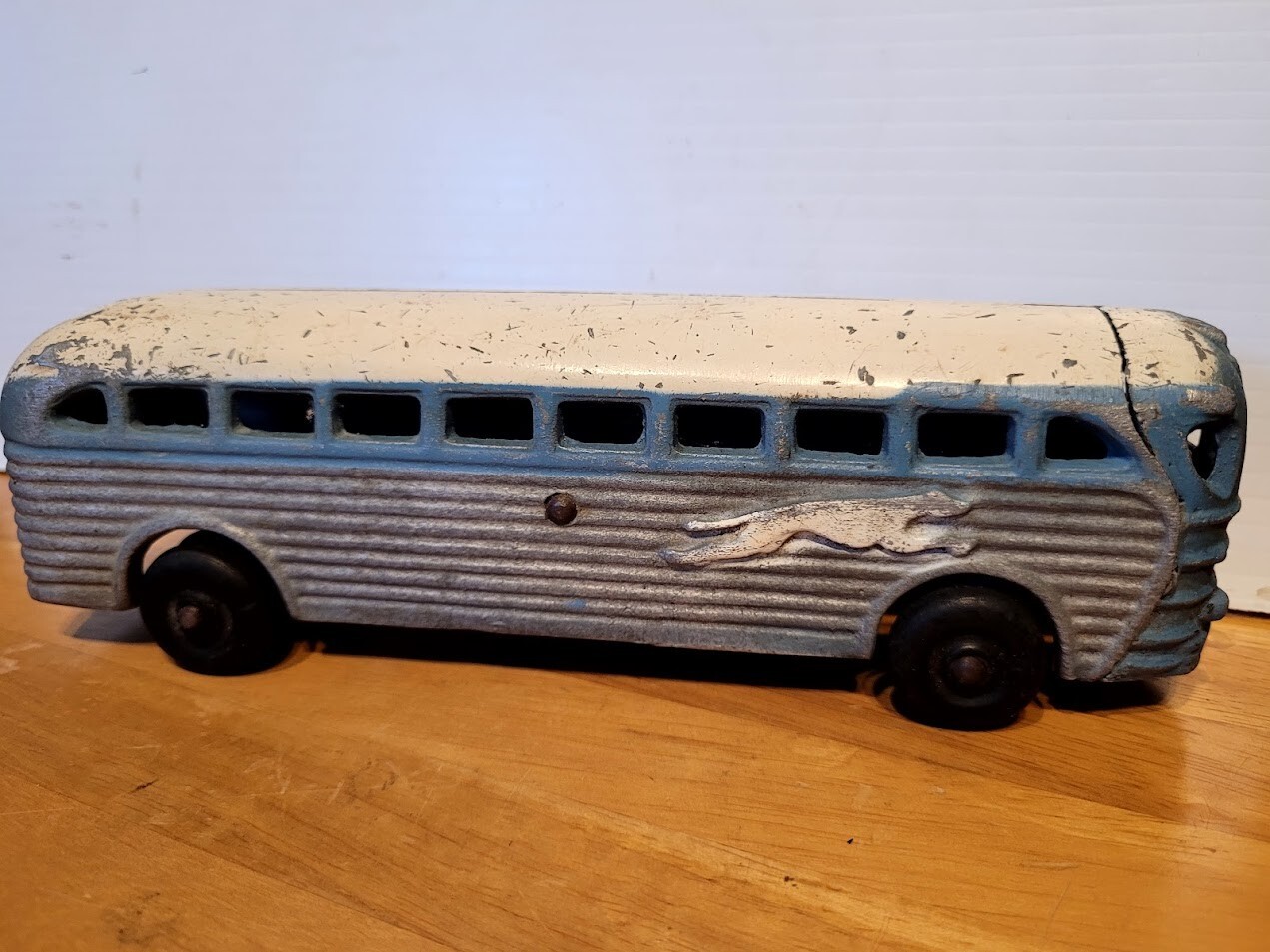 Picture 1 of 11