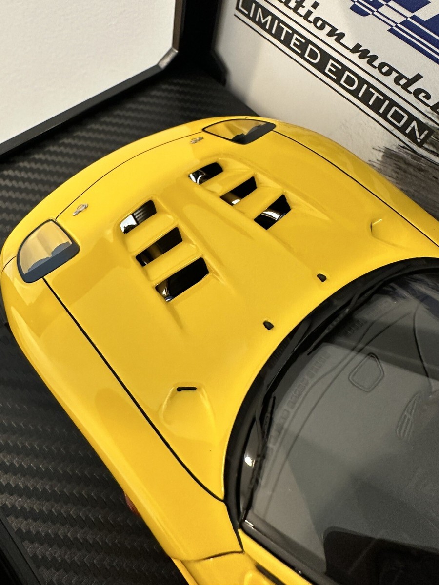 IG2868 ignition model 1:18 Mazda INITIAL D Mazda RX-7 FD3S IG2868 ignition model 1:18 Mazda INITIAL D Mazda RX-7 FD3S