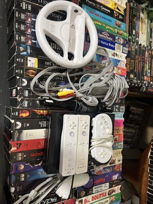 Nintendo Wii Console Bundle   3 Controllers, Accessories,Cables   Tested/Working