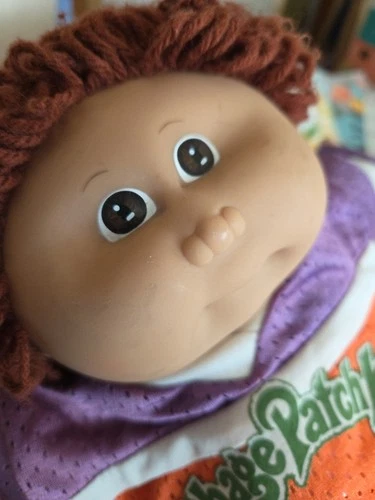 Vintage/1982/Cabbage Patch Doll/ Brn Hair Brown Eyes/ Original Clothes/No Shoes