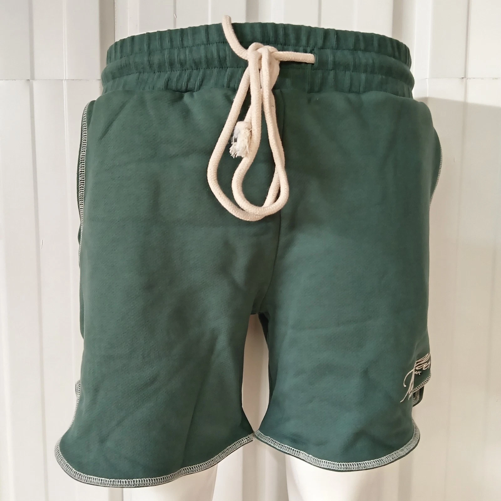 illicit Bloc Uniform Shorts Bottle Green S/M/L 420GSM 100% Cotton Relaxed Fit
Opens in a new window